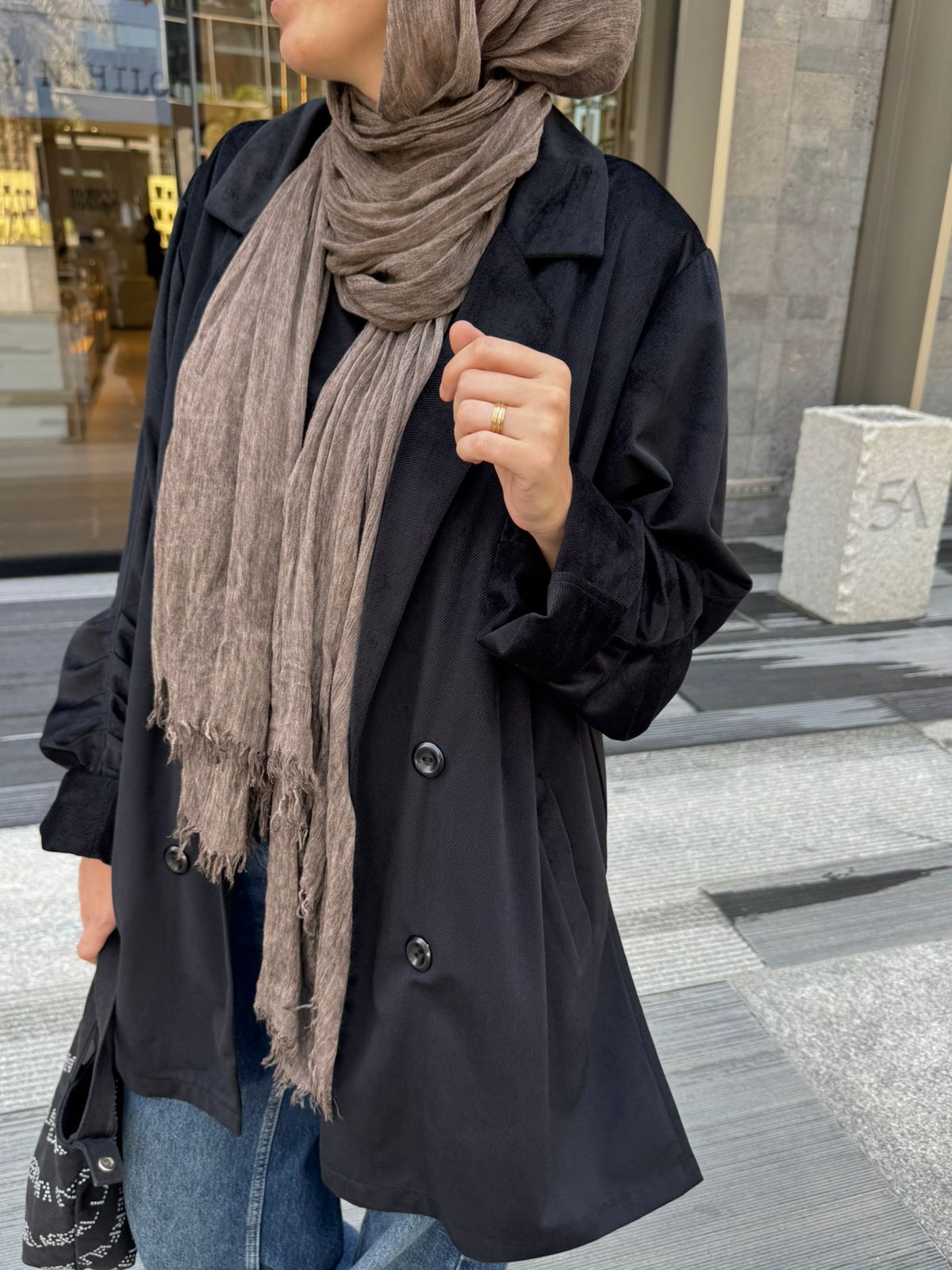 Velvet blazer in Black