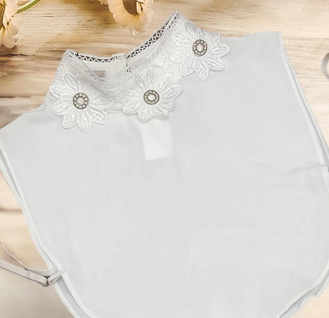 gold white flower collar