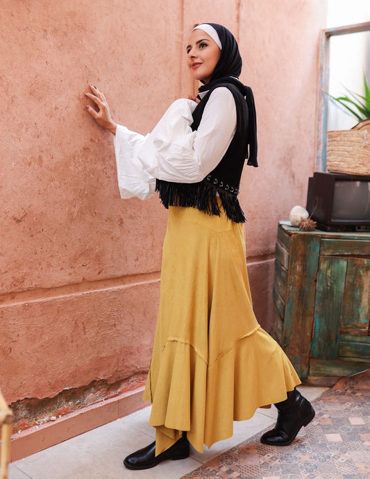 Asymmetrical skirt in Yellow