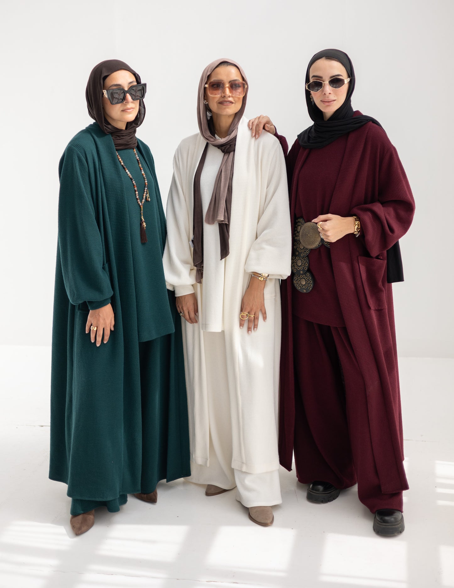 Knitted woolen set in Burgundy