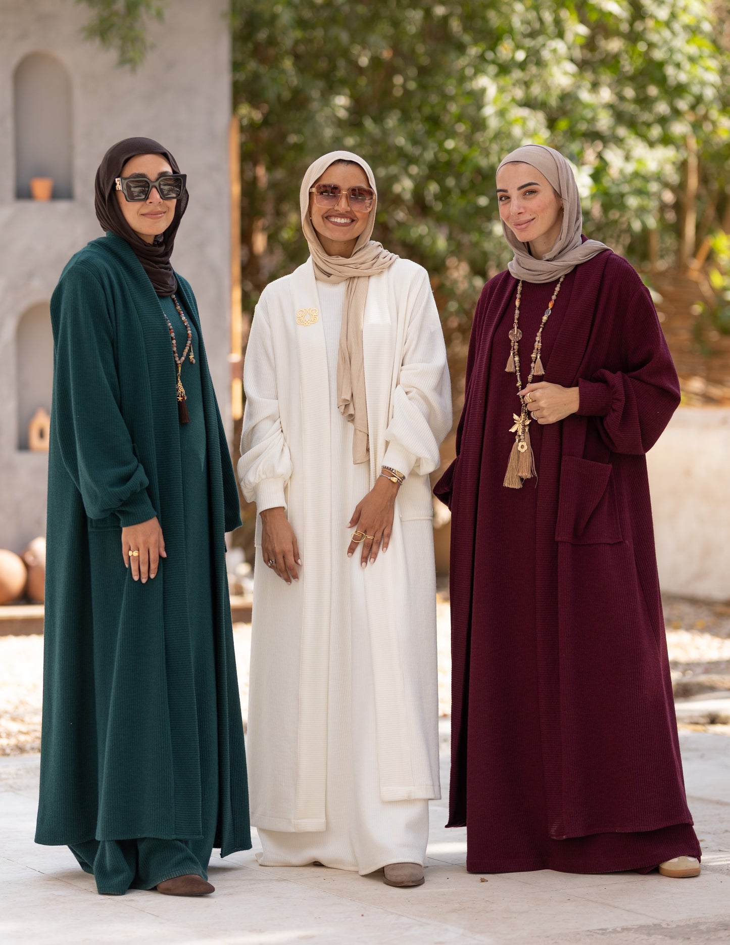 Woolen knitted Cardigan in Burgundy