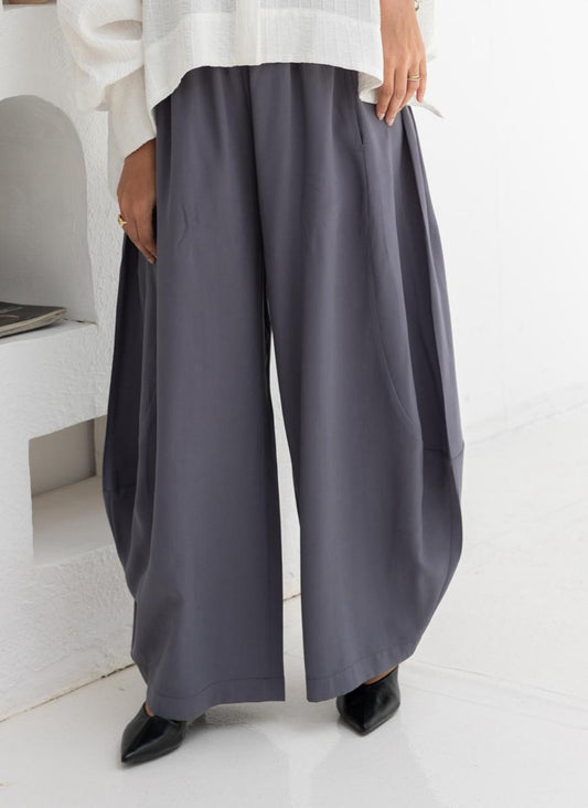 Soft summer light Gypsy pants in Dark Gray