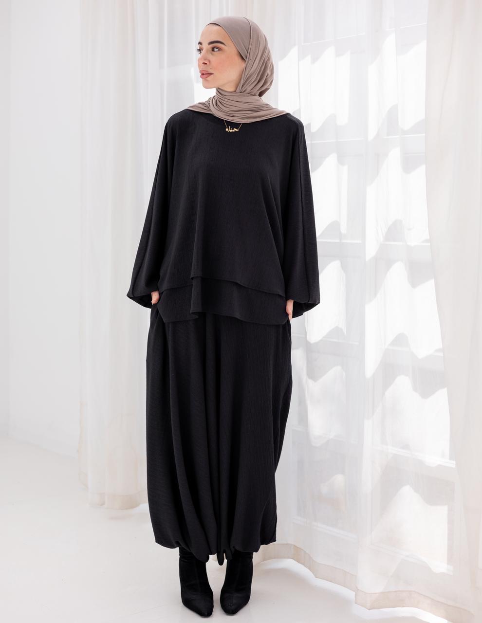 Double layers top in Black