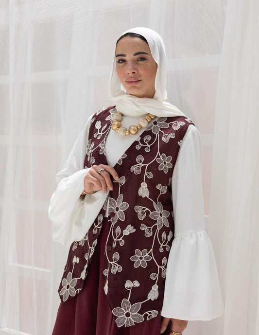 Embroidered vest in Burgundy