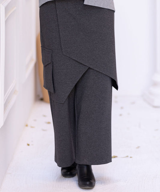 Modest trendy pants with pocket in Gray