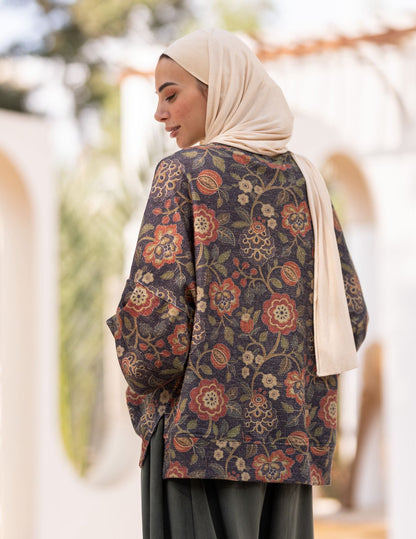 Floral knitted pullover in Navy