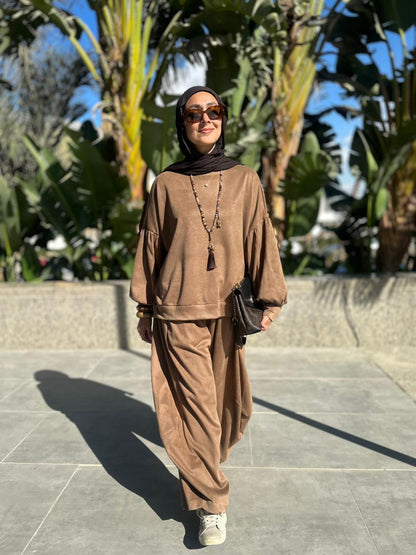 Winter stripped Velvet Set ( camel )