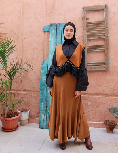 Asymmetrical skirt in Brown