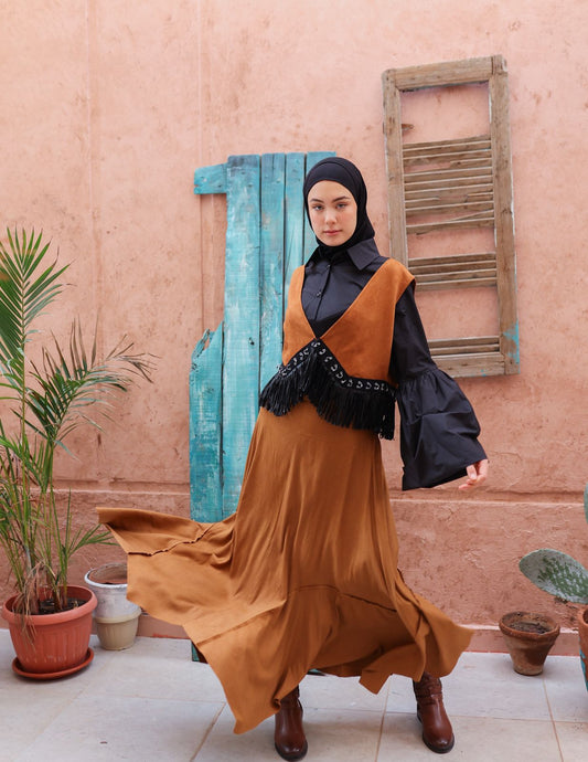 Asymmetrical skirt in Brown