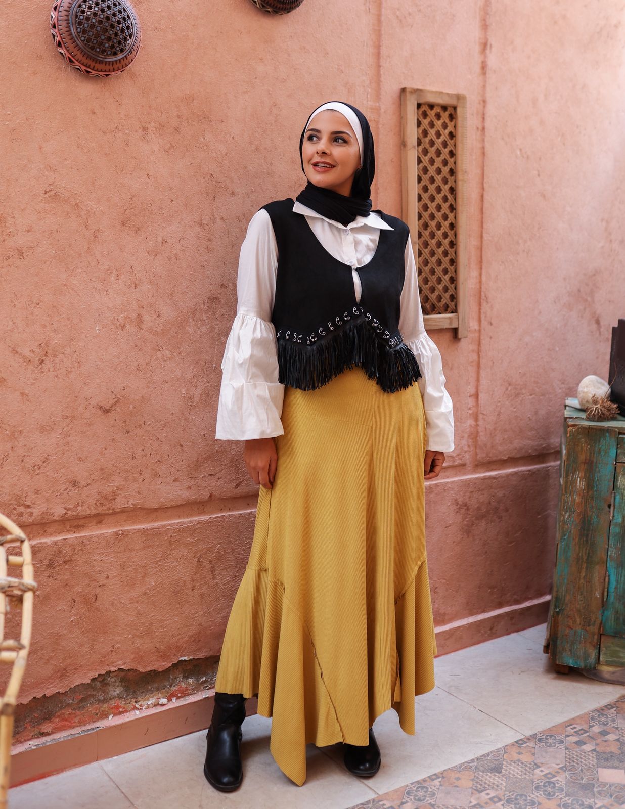 Asymmetrical skirt in Yellow