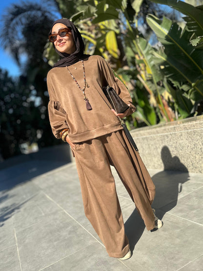 Winter stripped Velvet Set ( camel )