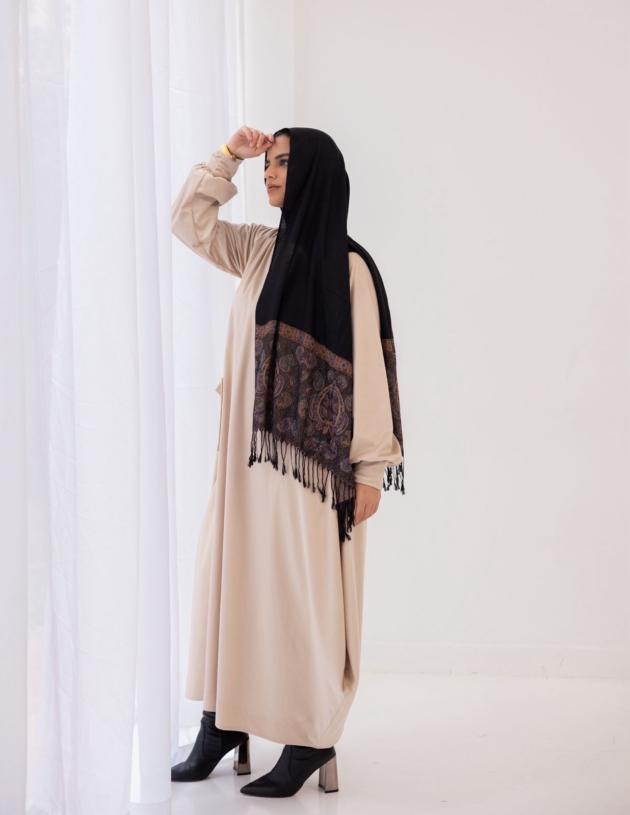 Velvet dress in Beige