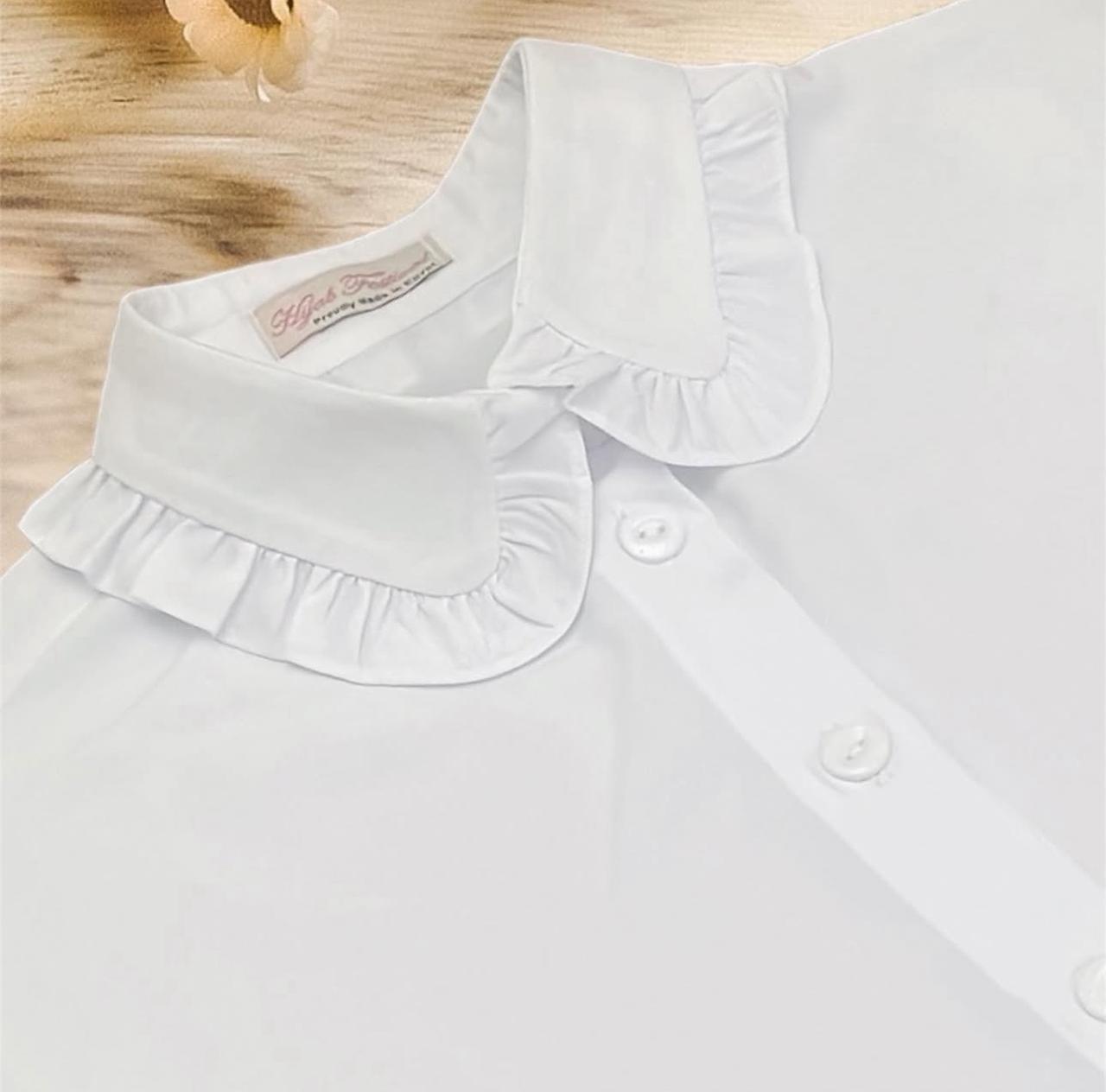 classic white Collar