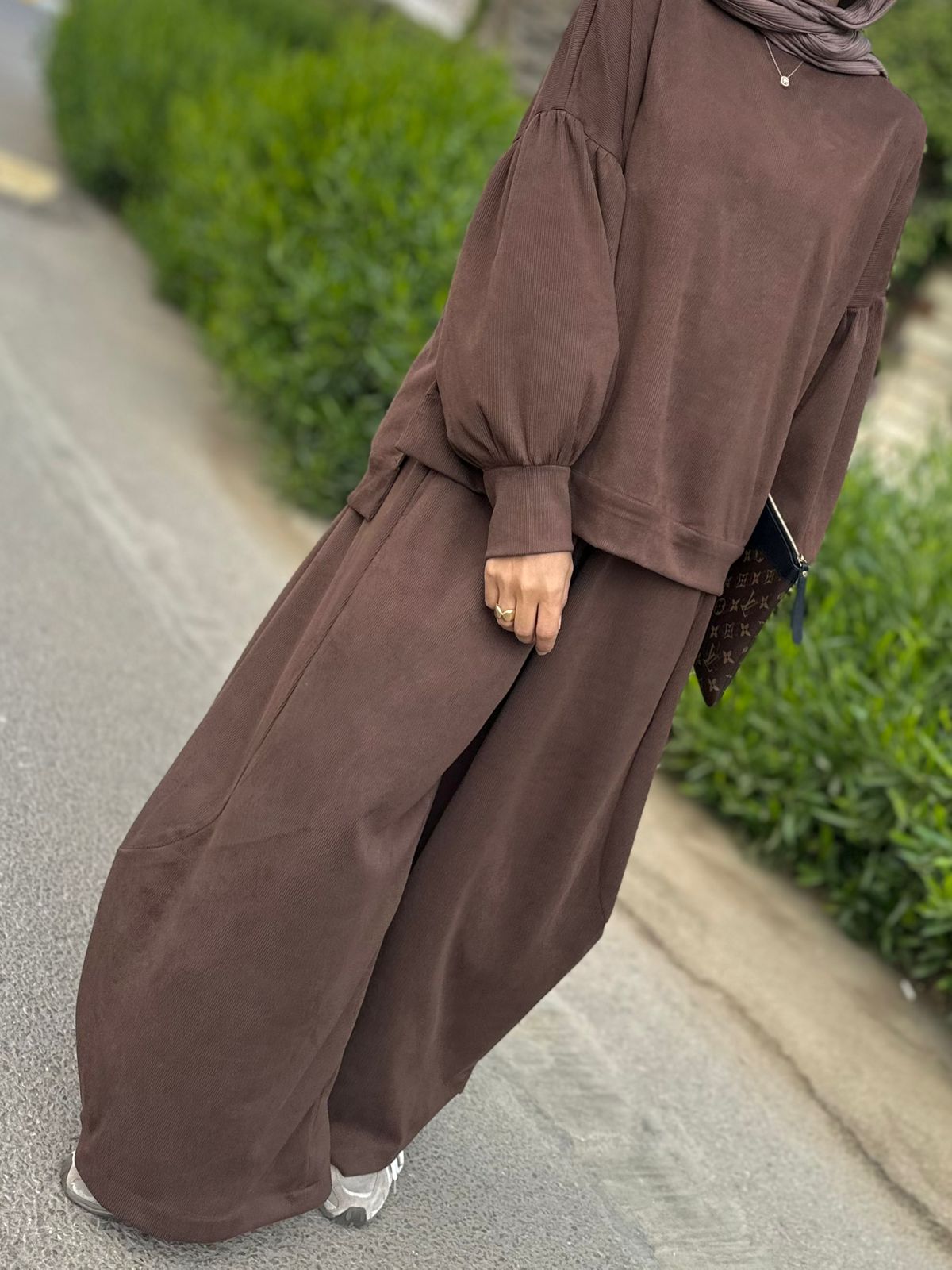 Winter stripped Velvet Set ( Brown)