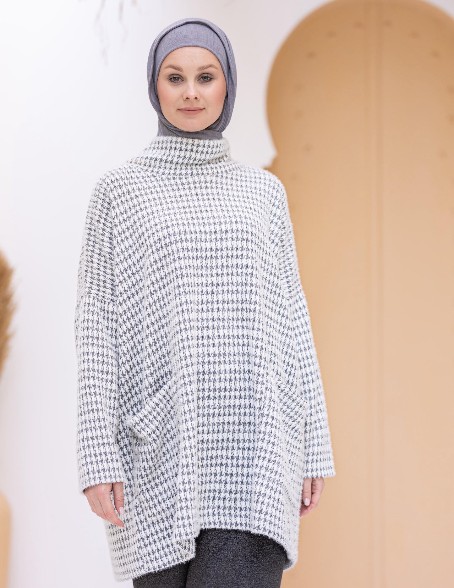 Heavy cashmere pullover with pockets