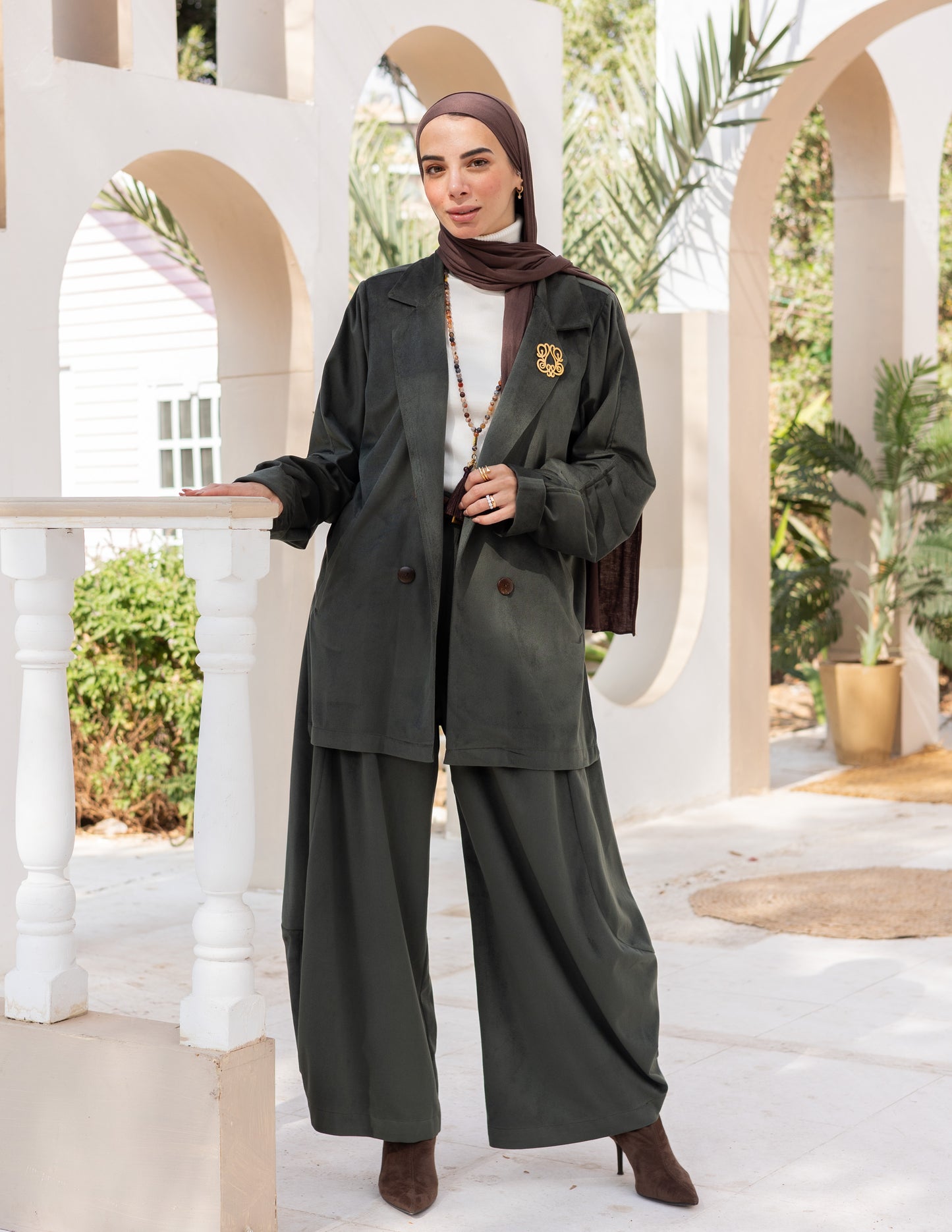 Velvet blazer in Olive