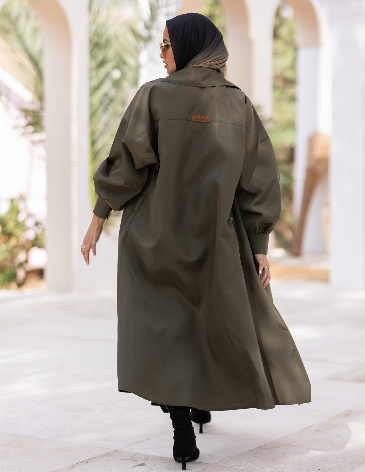 Puffy sleeves Waterproof coat in Olive