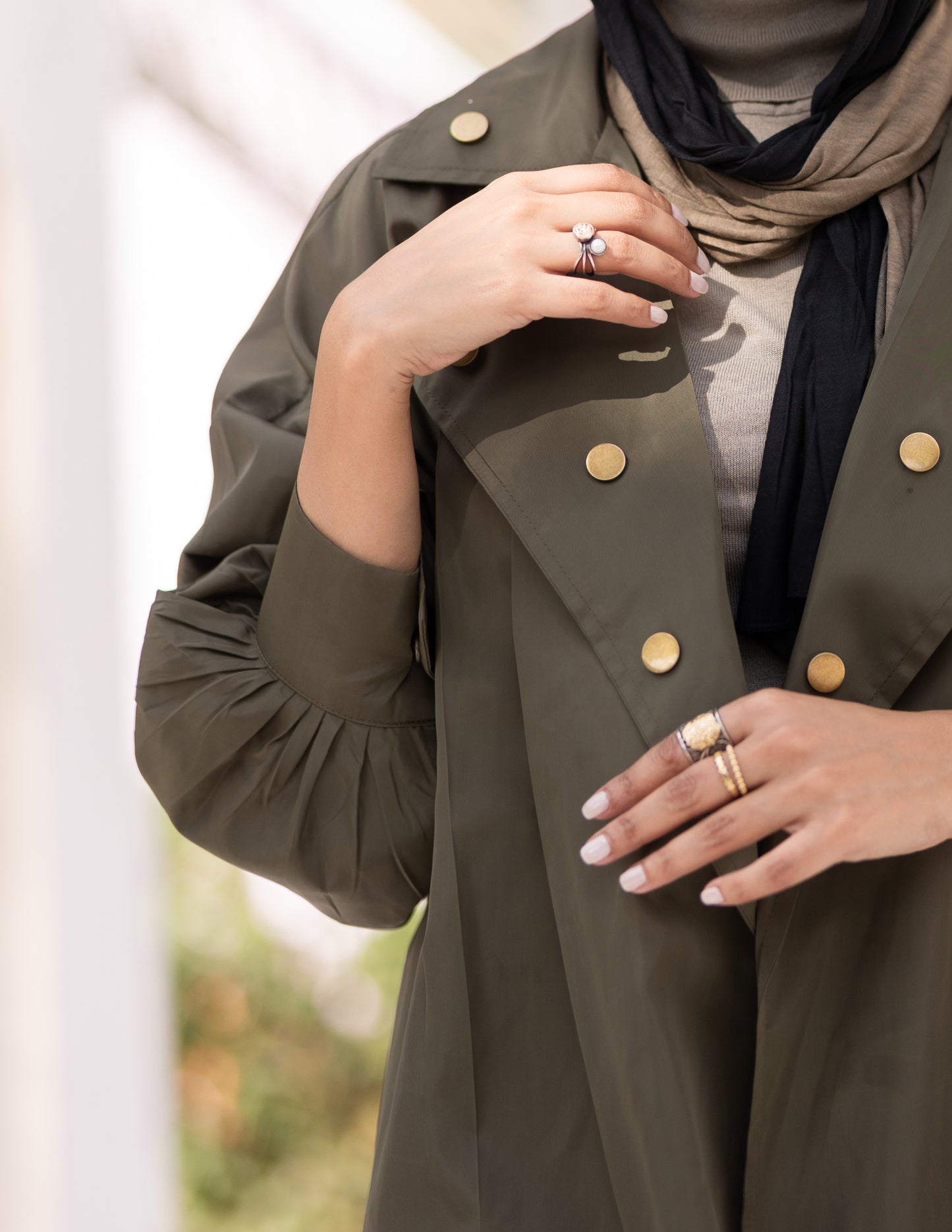 Puffy sleeves Waterproof coat in Olive