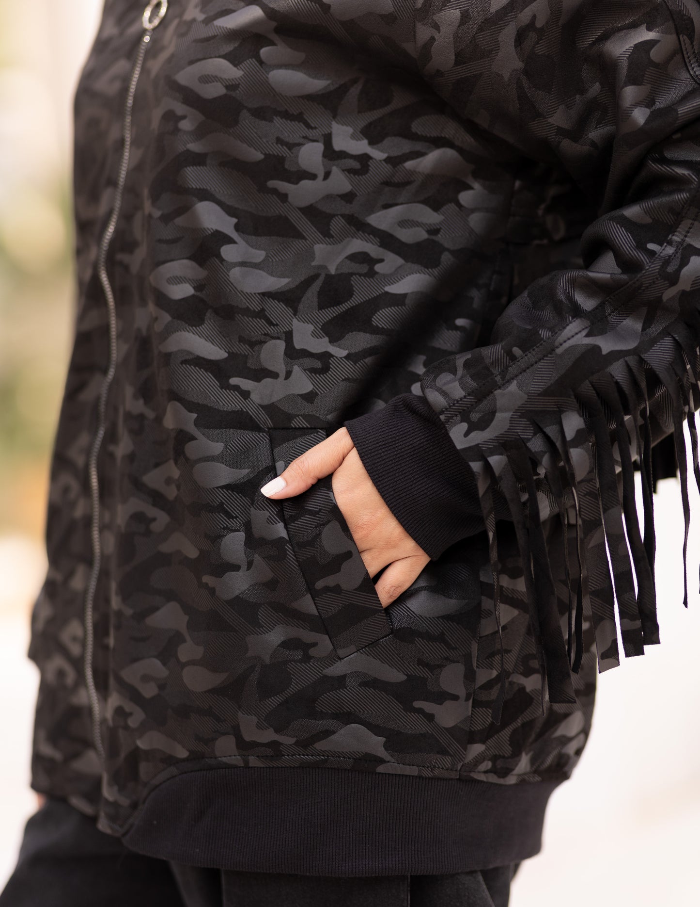 Leather & suede sweater with fringes