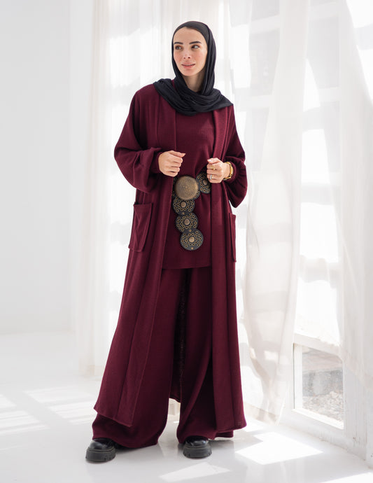Knitted woolen set in Burgundy