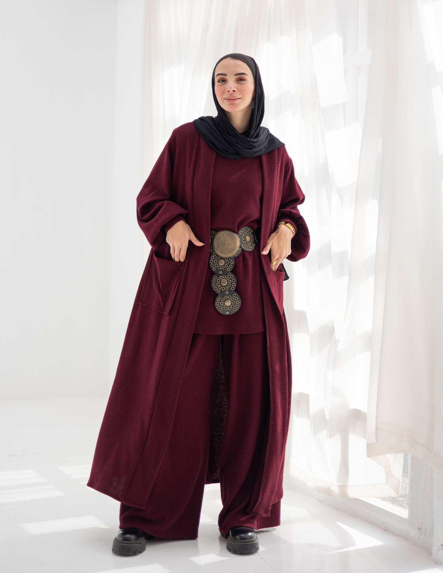 Knitted woolen set in Burgundy