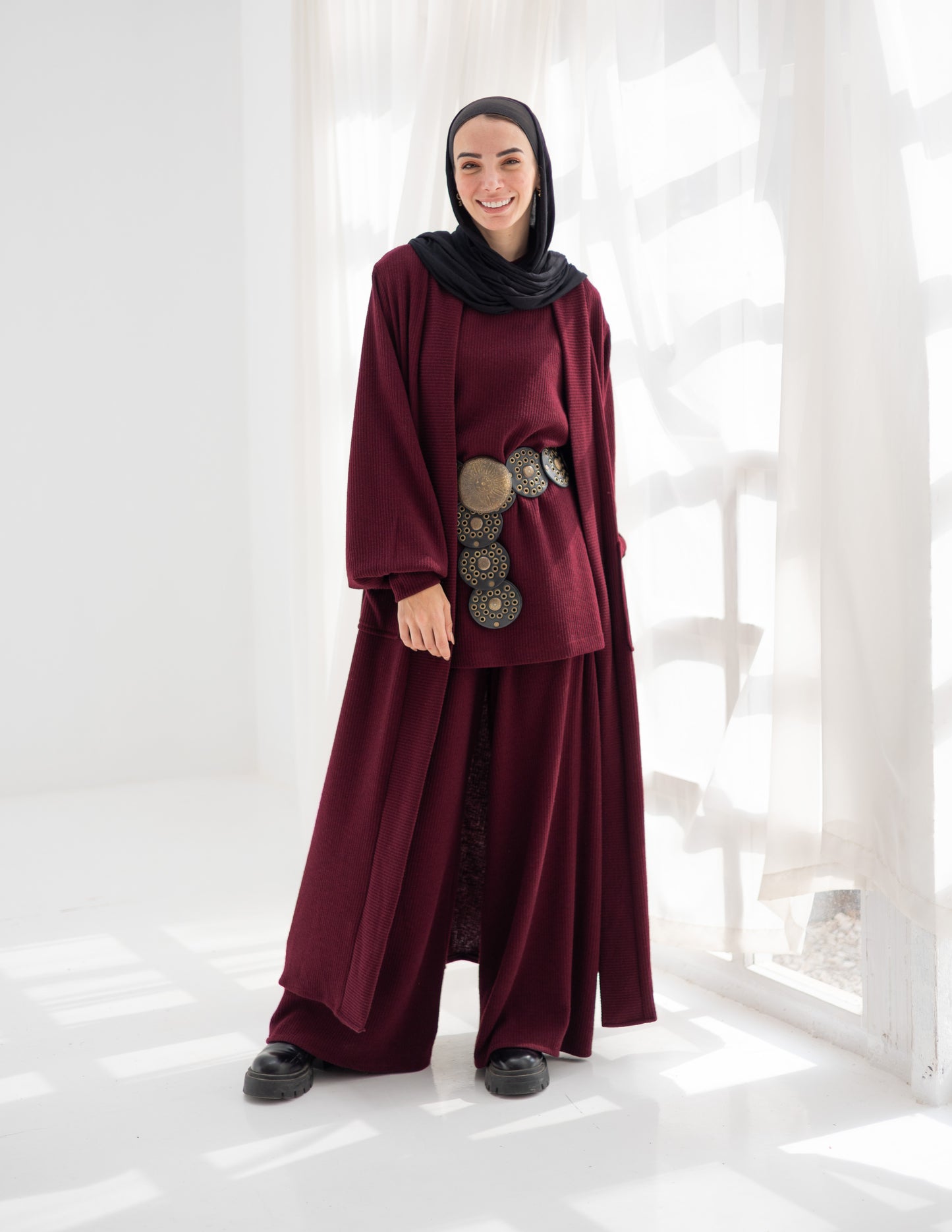 Woolen pants in Burgundy