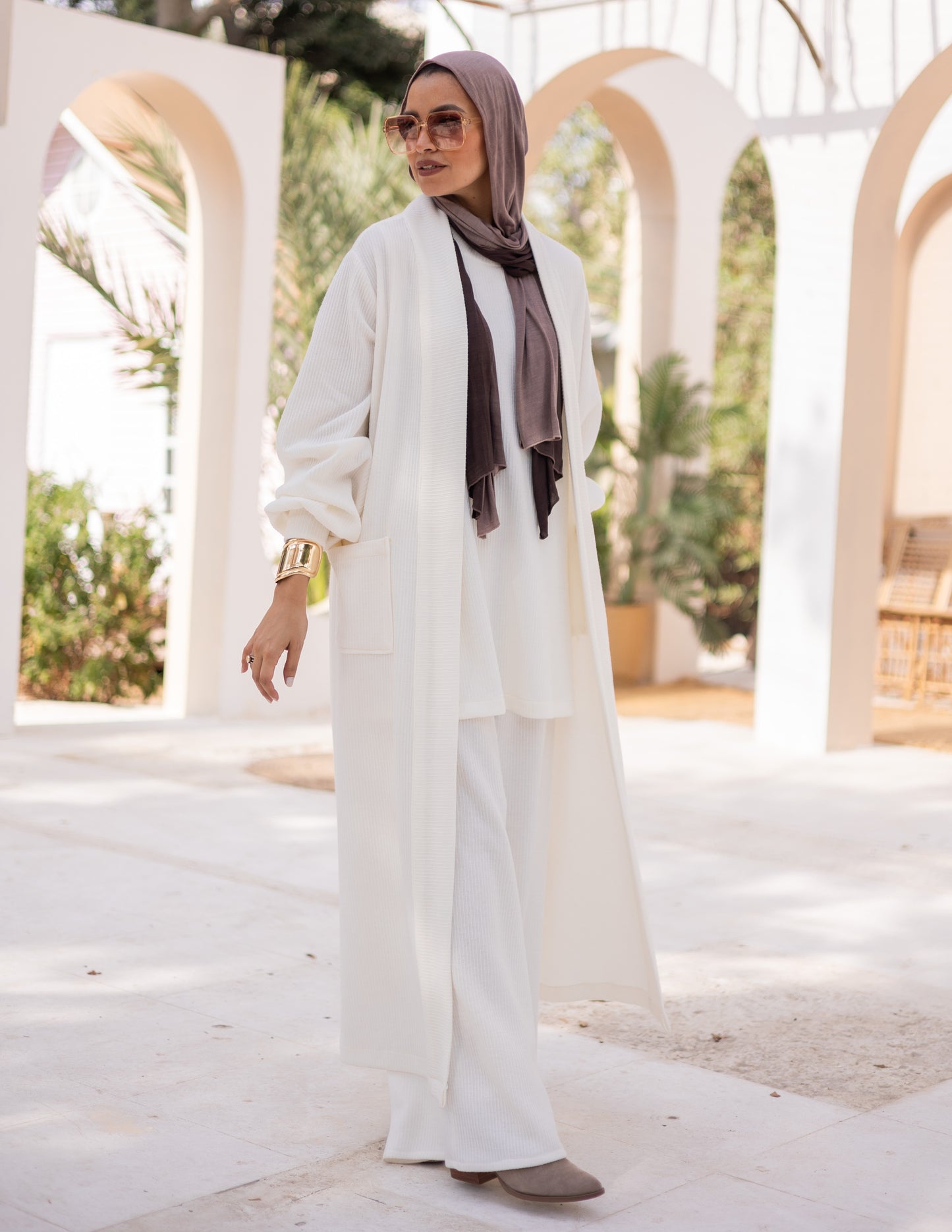 Knitted woolen set in Light offwhite