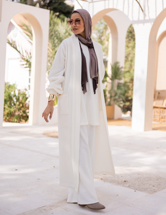 Knitted woolen set in Light offwhite