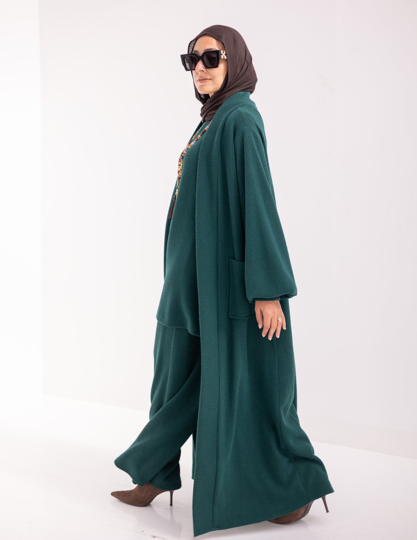 Woolen pants in Dark green