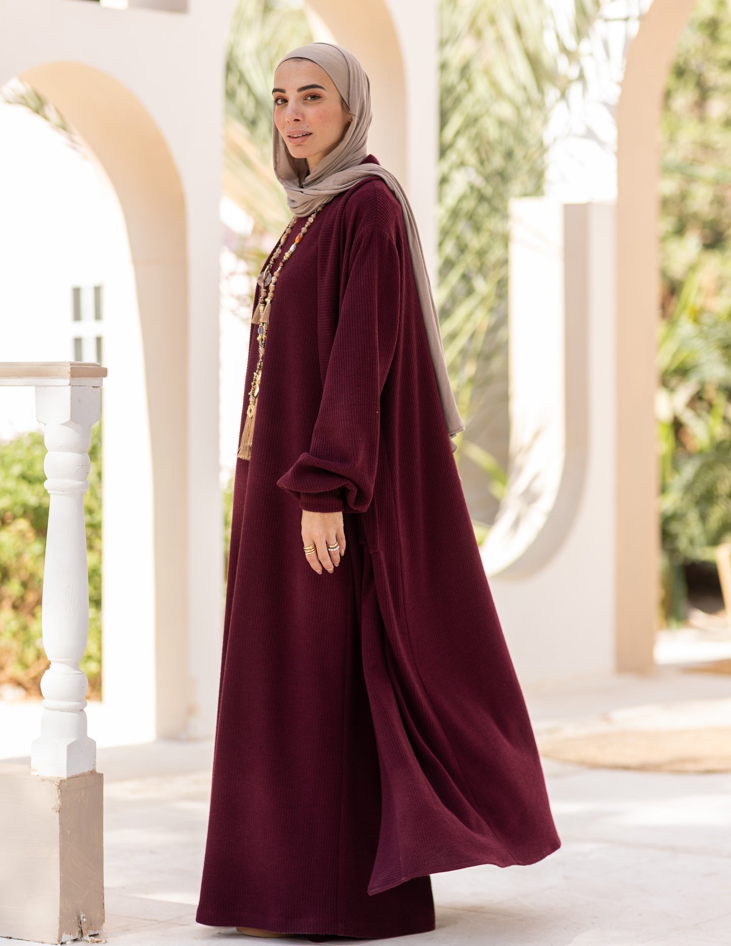 Woolen knitted Cardigan in Burgundy