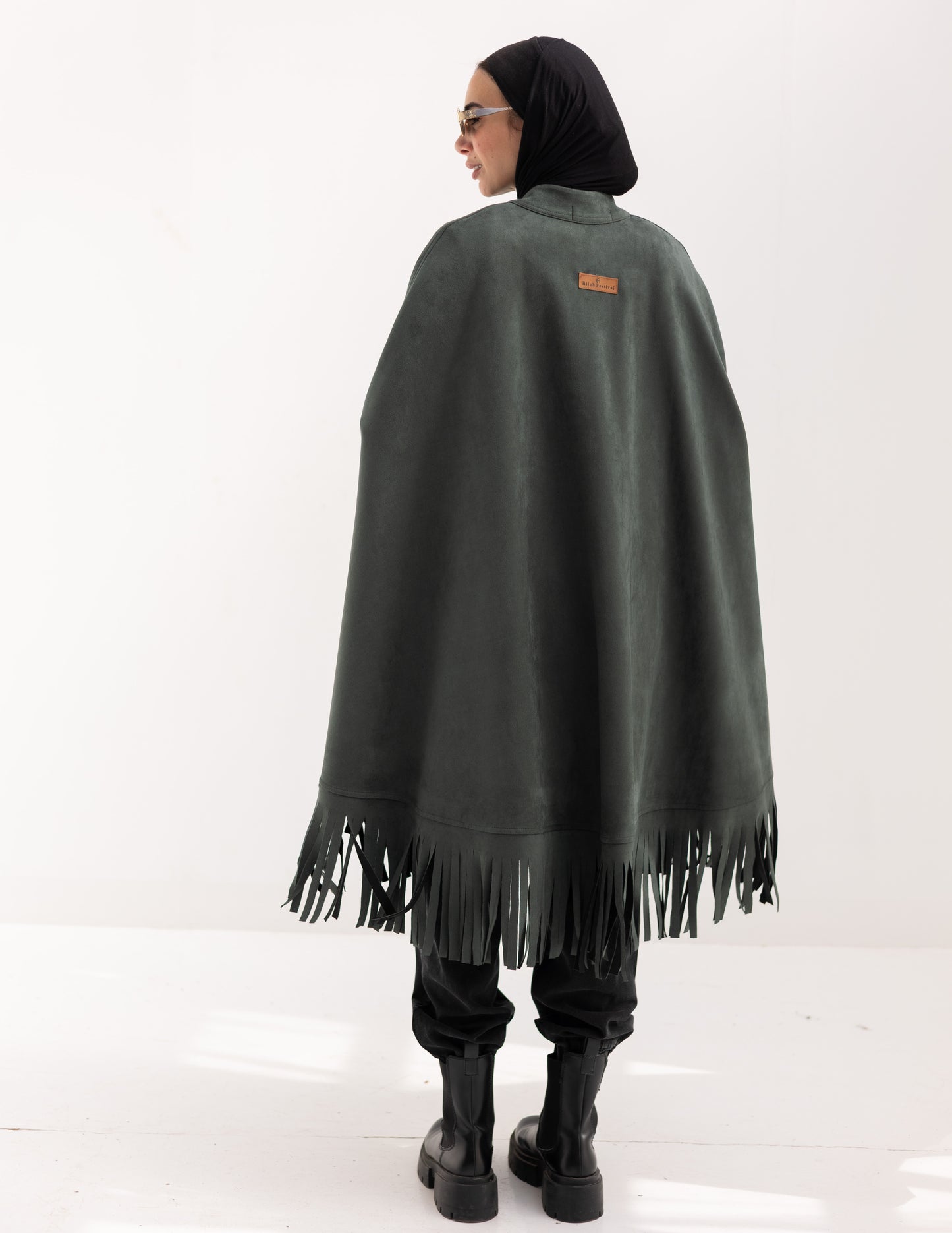 Suede poncho in Olive