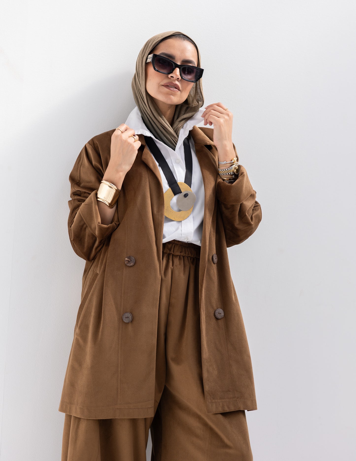 Velvet blazer in Honey