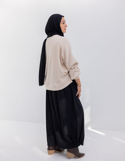 Velvet skirt with pockets in Black