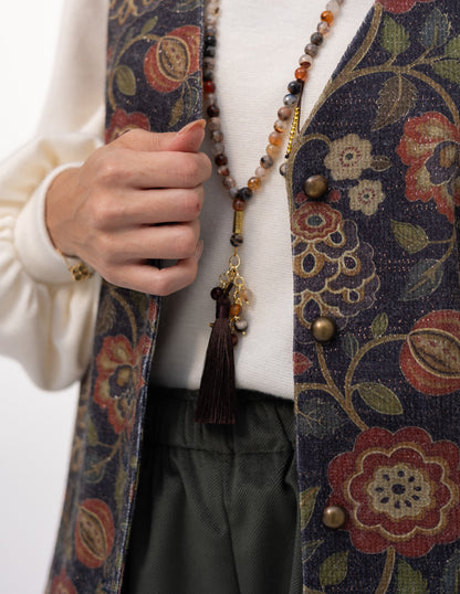 Floral woolen knitted vest in Navy