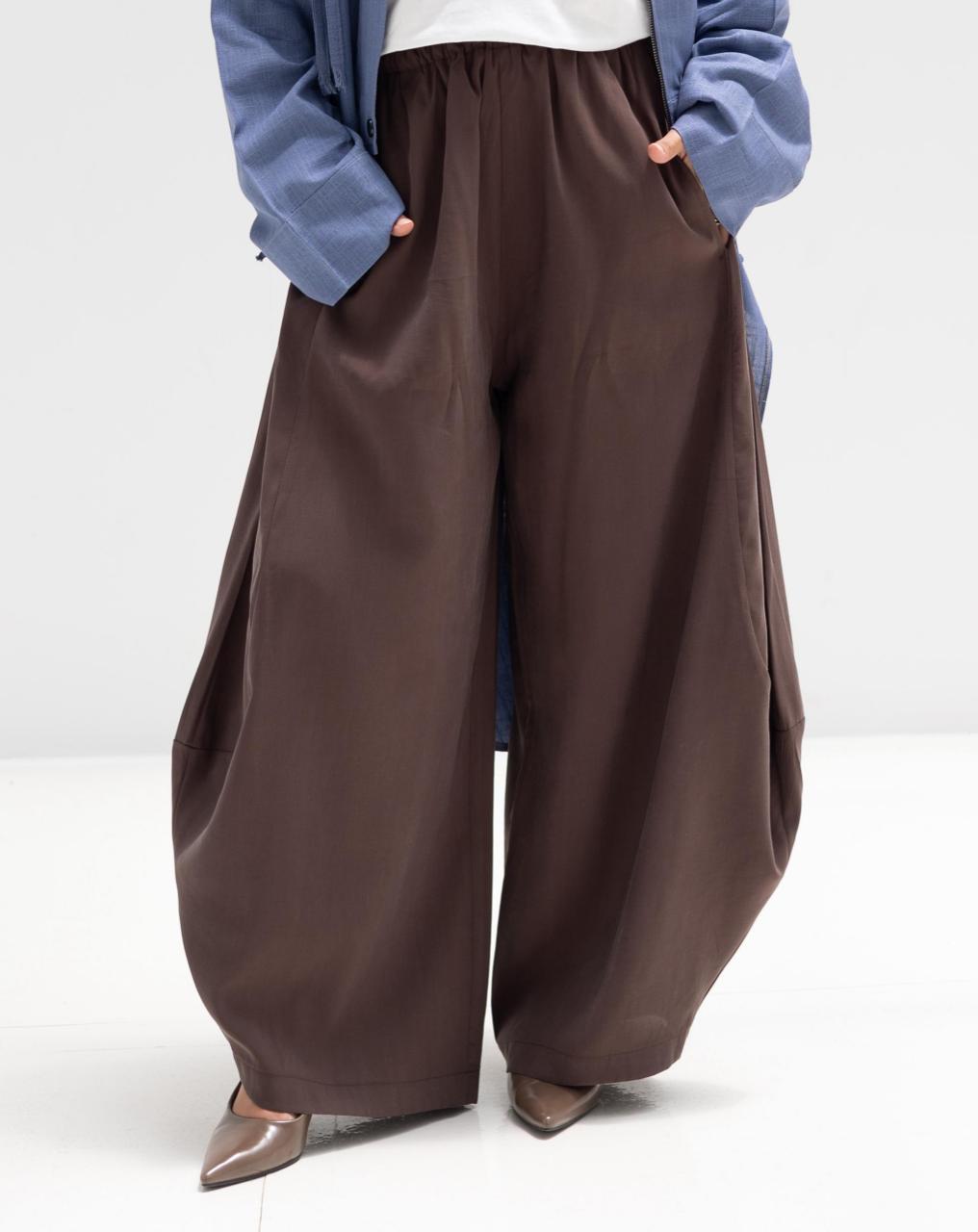 Soft summer light Gypsy pants in Brown