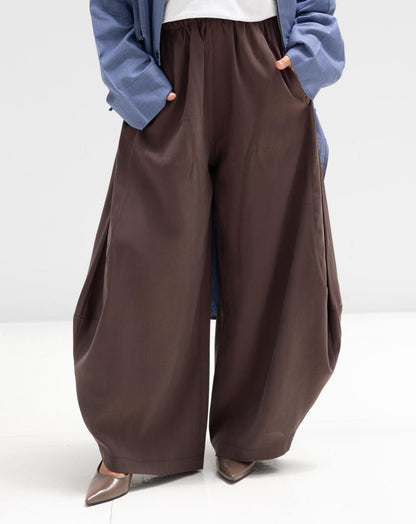 Soft summer light Gypsy pants in Brown