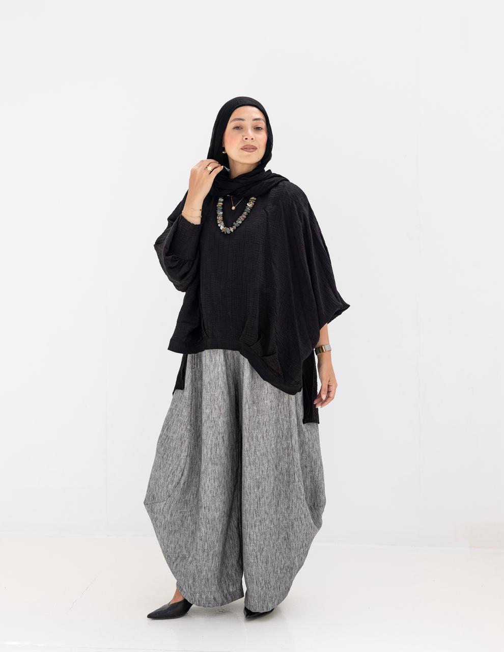 High low blouse in Black