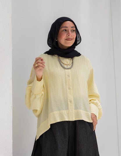 Elegant short blouse with buttons  in Yellow