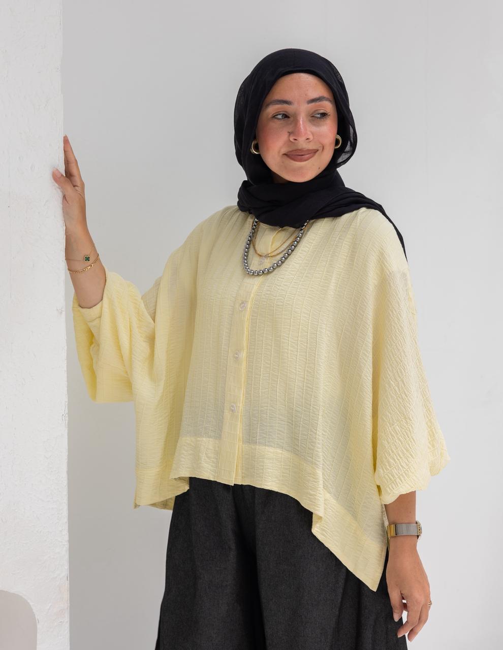 Elegant short blouse with buttons  in Yellow