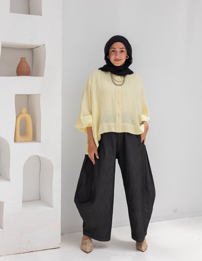 Elegant short blouse with buttons  in Yellow
