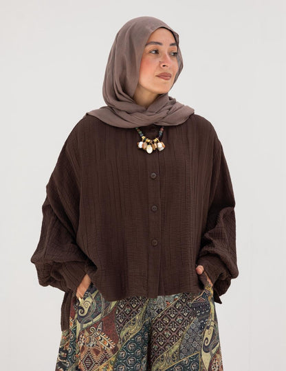 Elegant short blouse with buttons  in Brown