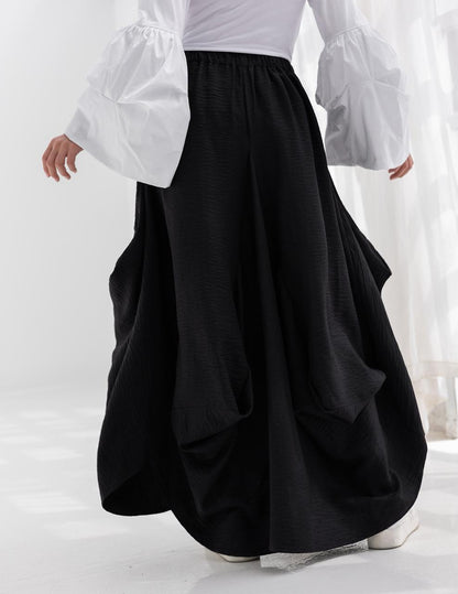 Plain gypsy skirt in Black