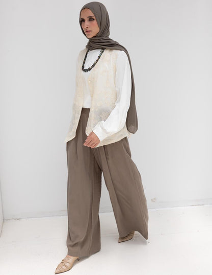 Embroidered vest in Offwhite