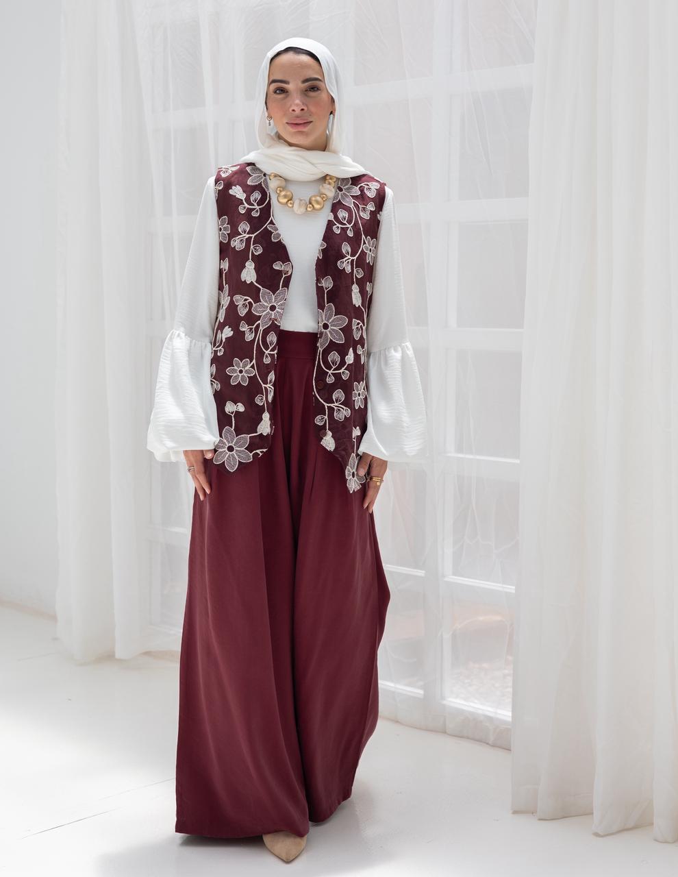 Embroidered vest in Burgundy