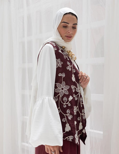 Embroidered vest in Burgundy