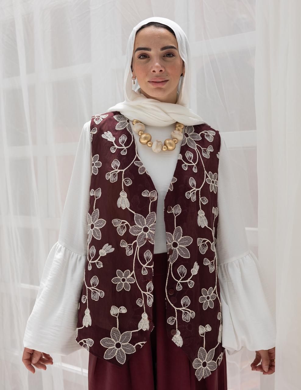 Embroidered vest in Burgundy