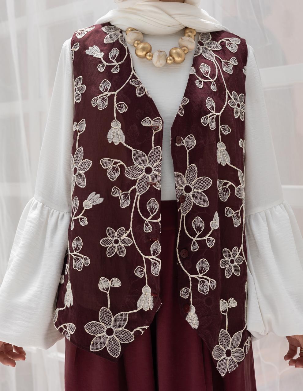 Embroidered vest in Burgundy