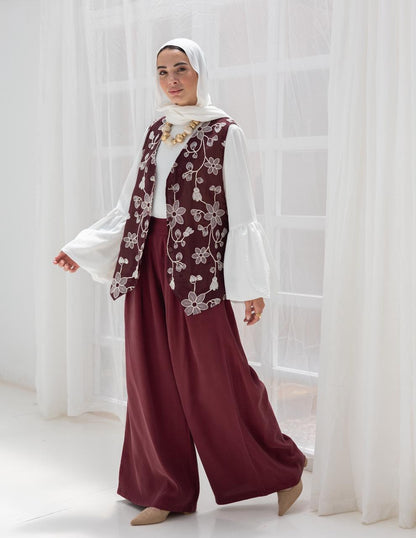 Embroidered vest in Burgundy