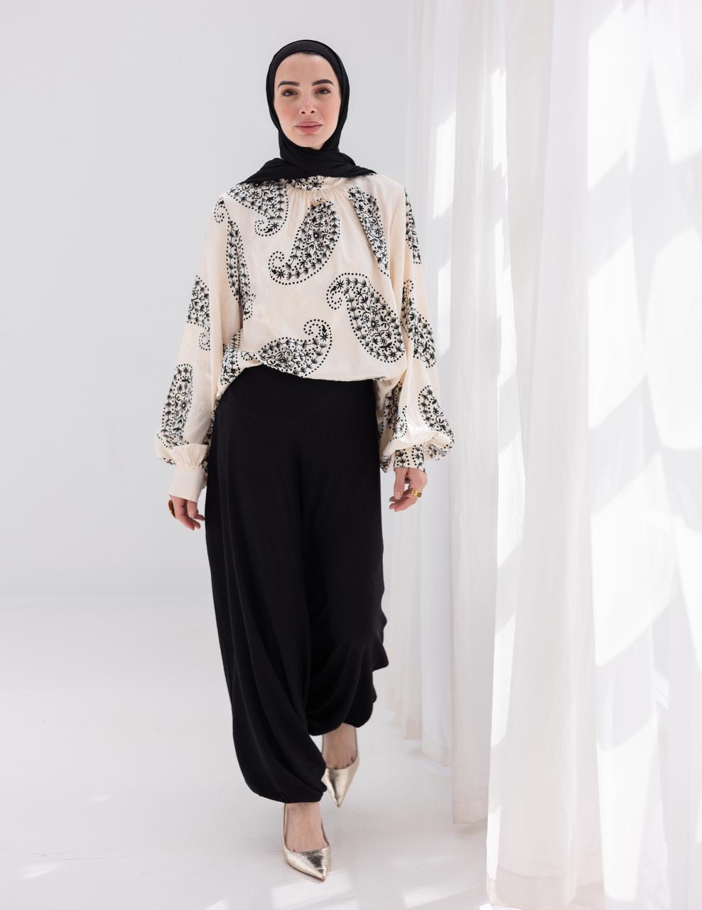 Evening printed silky blouse in Off white