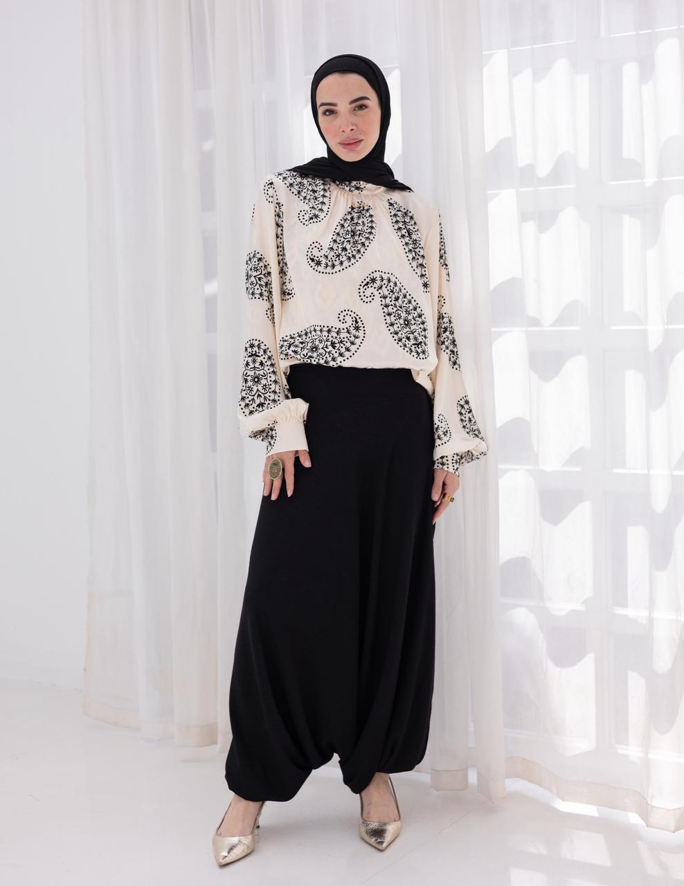 Evening printed silky blouse in Off white